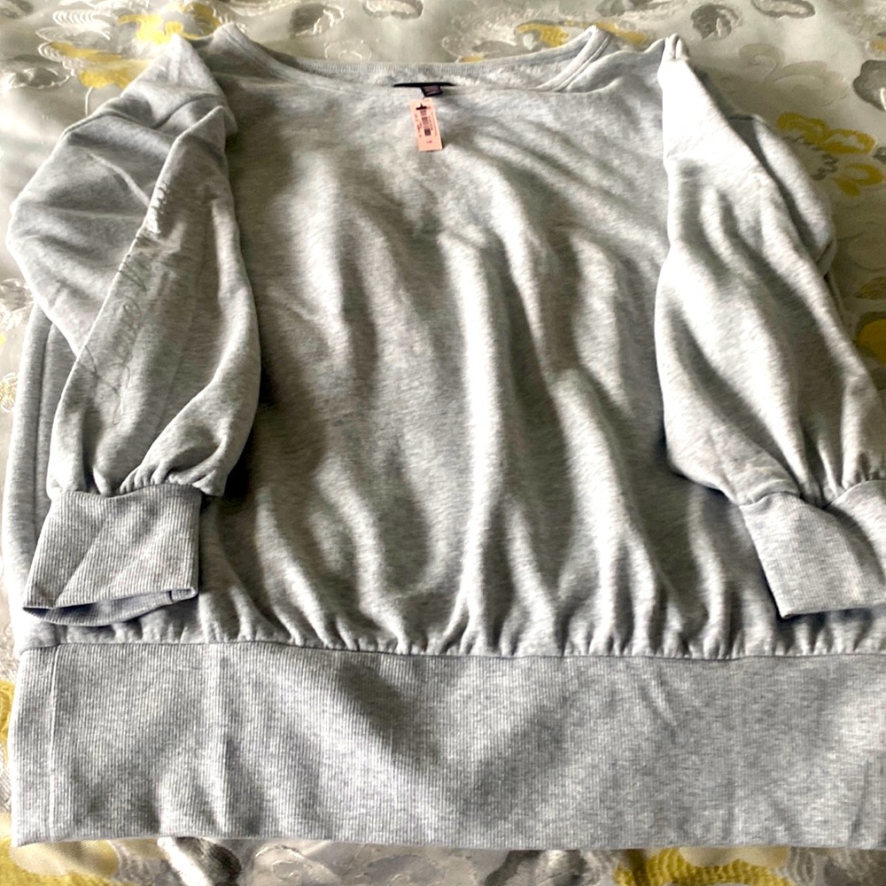 Victoria Secret soft grey lounge sweat shirt extra soft